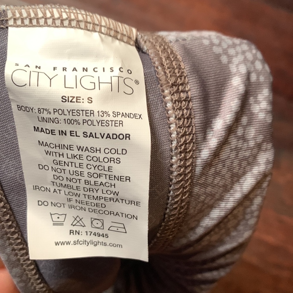 San Francisco City Lights Taylor Sports Bra in Storm Front (gray) 🤩 B4 - Picture 10 of 13